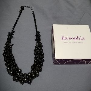 Lia Sophia Jewelry - Lia Sophia statement necklace Lia Sophia Jewelry - Lia Sophia statement necklace